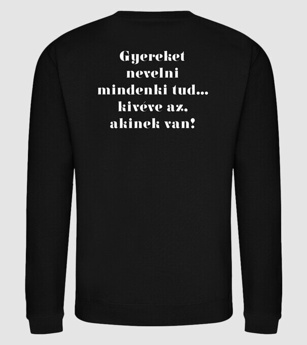  minta fekete pólón