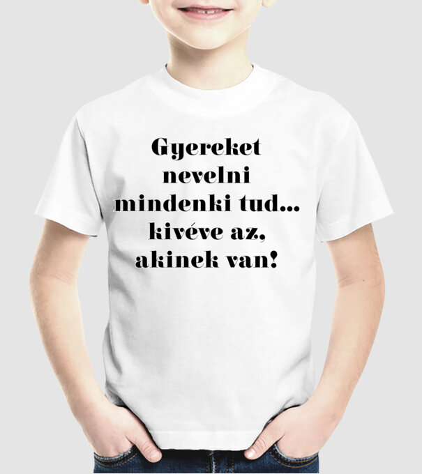  minta fehér pólón