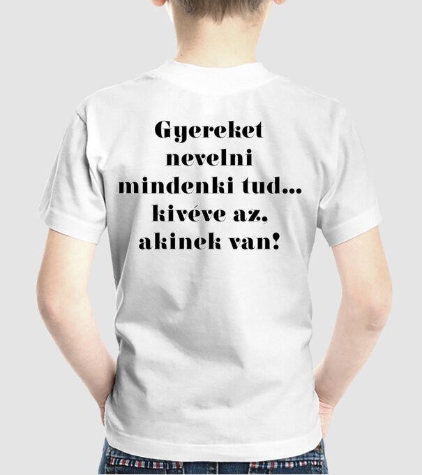  minta fehér pólón