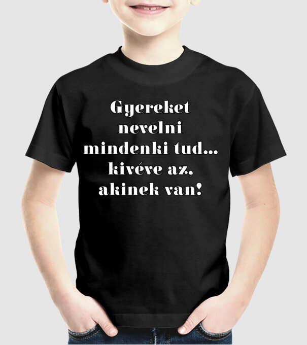  minta fekete pólón