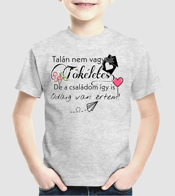  minta szürke pólón
