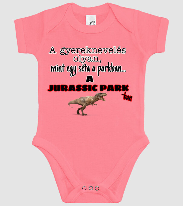  minta rózsaszín pólón