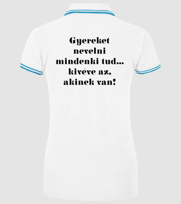  minta fehér pólón