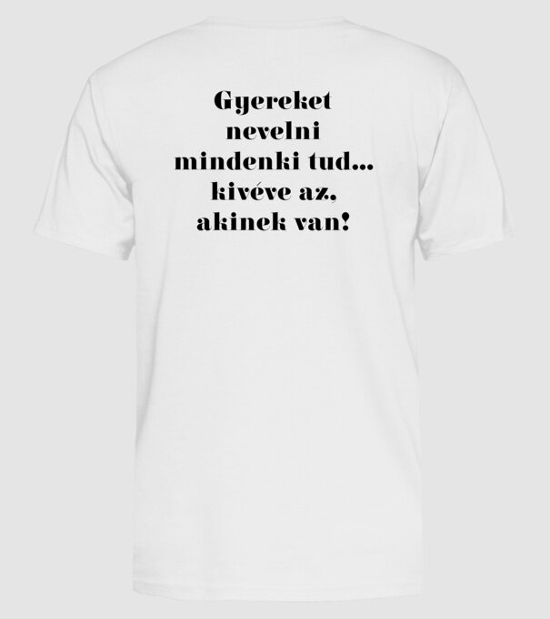  minta fehér pólón