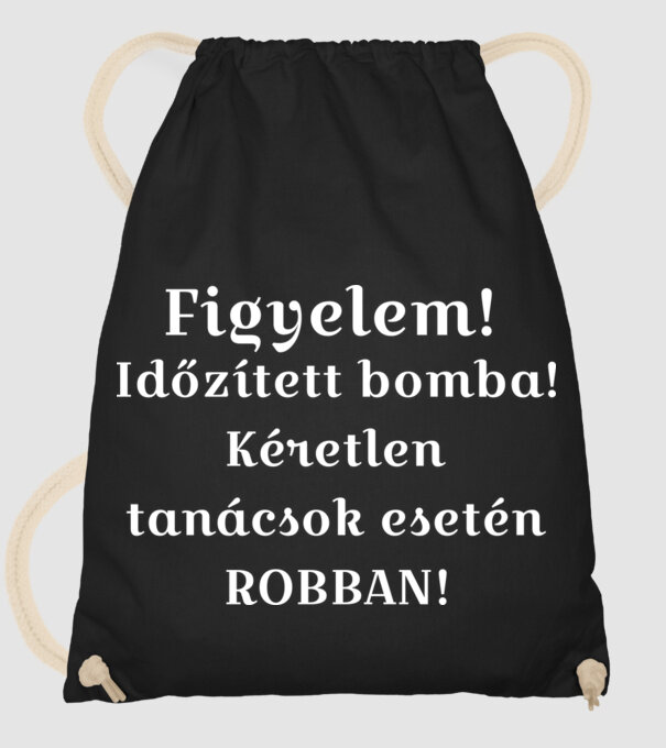  minta fekete pólón