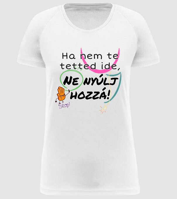  minta fehér pólón